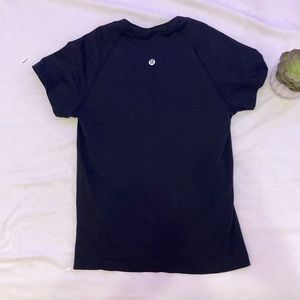Lululemon black swiftly tech good condition!